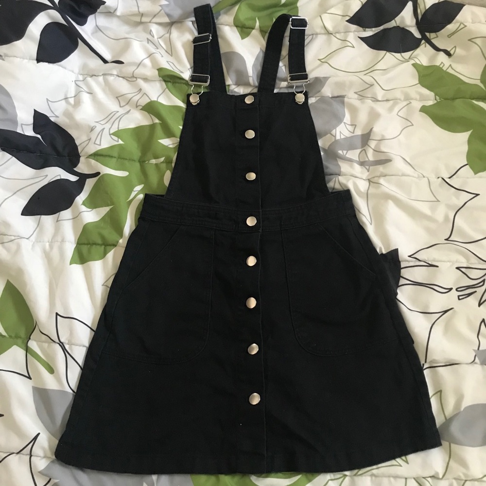 Overall dress